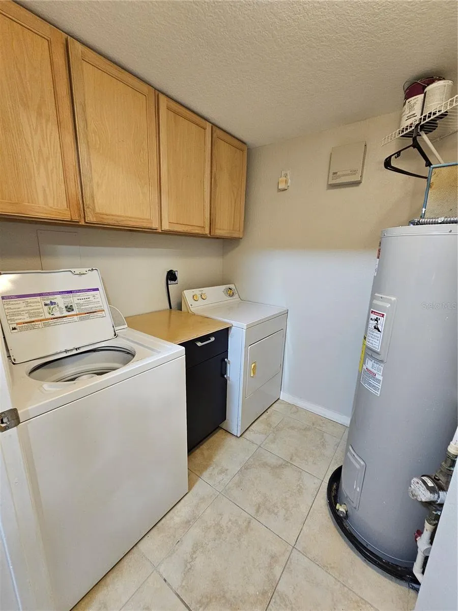 5691 BENTGRASS DRIVE #15-102 Sarasota, FL 34235