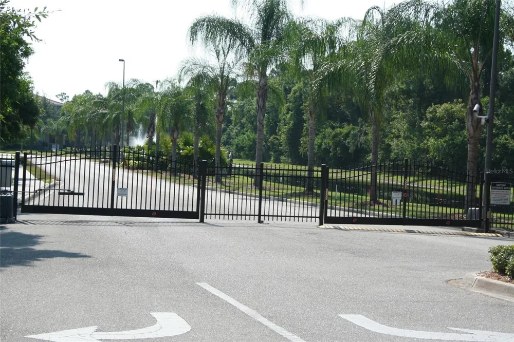 5691 BENTGRASS DRIVE #15-102 Sarasota, FL 34235