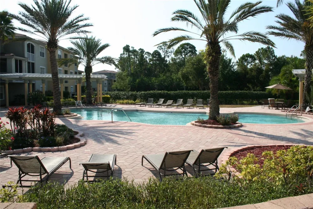 5691 BENTGRASS DRIVE #15-102 Sarasota, FL 34235