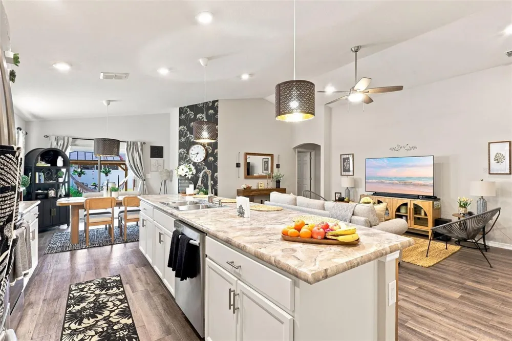 475 MONTICELLI DRIVE Haines City, FL 33844