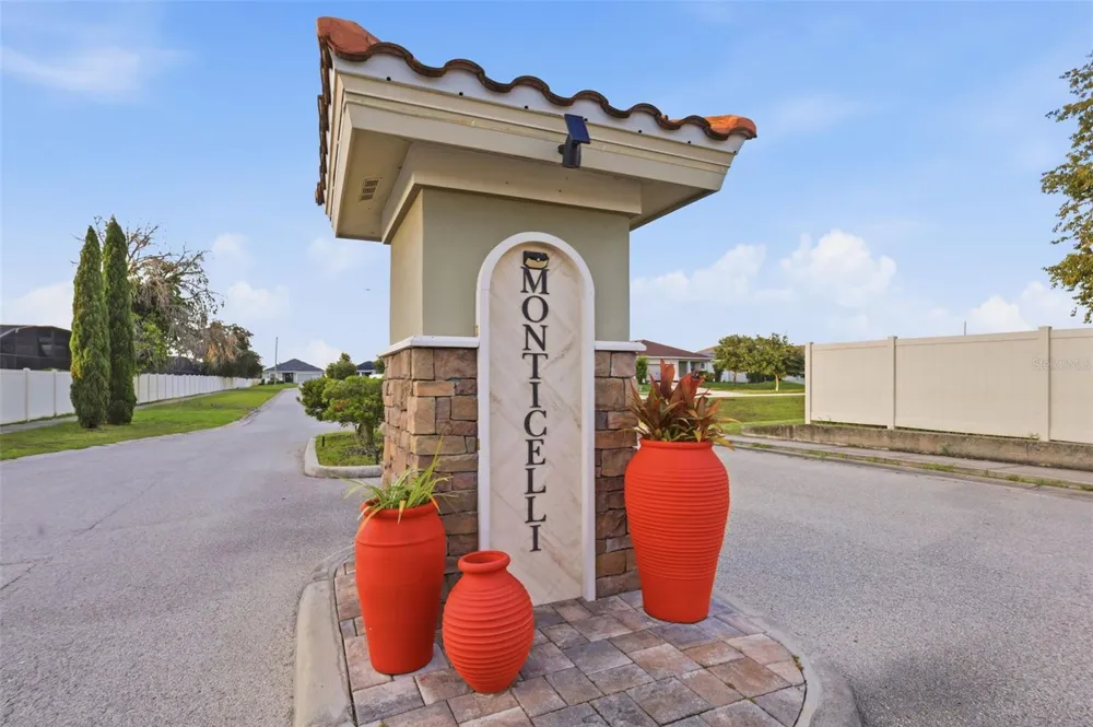 475 MONTICELLI DRIVE Haines City, FL 33844