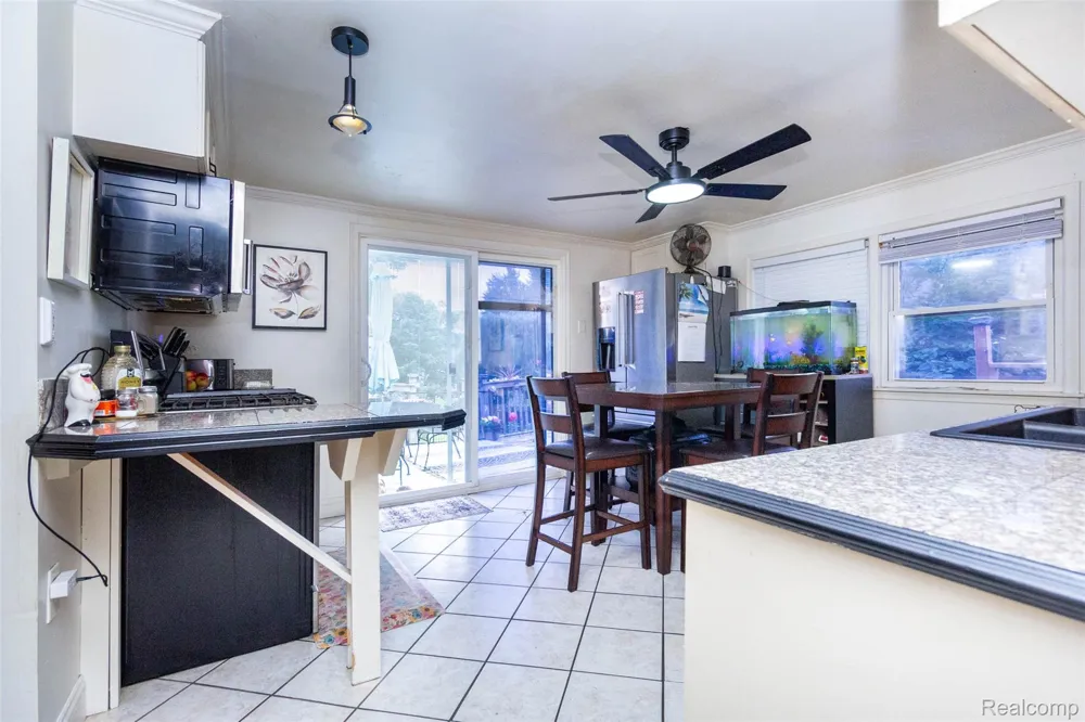 11586 Norway Drive Hartland Township, MI 48353