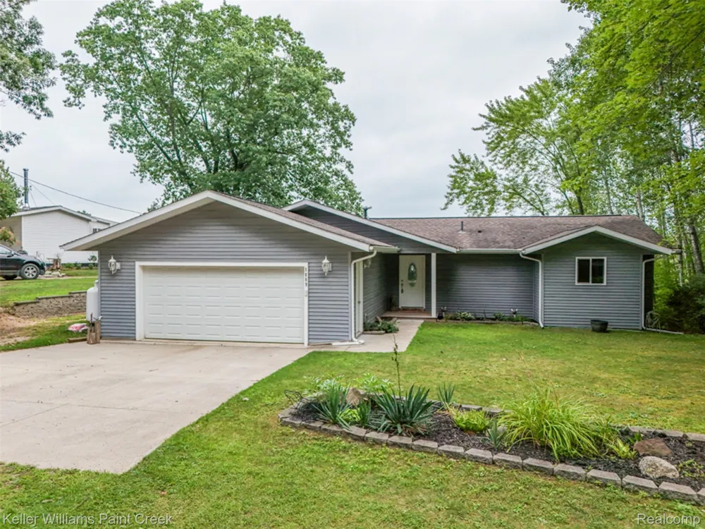 5889 Raymond Drive Edwards Township, MI 48624
