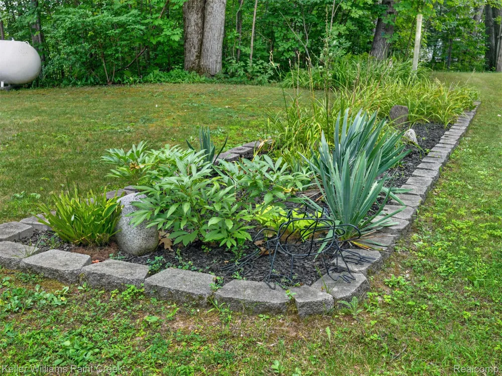 5889 Raymond Drive Edwards Township, MI 48624