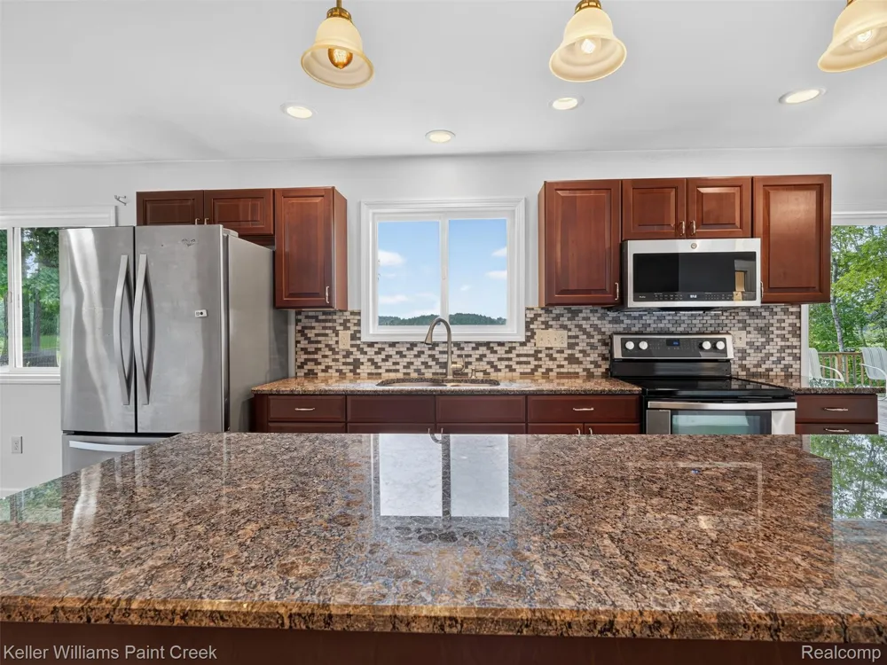 5889 Raymond Drive Edwards Township, MI 48624