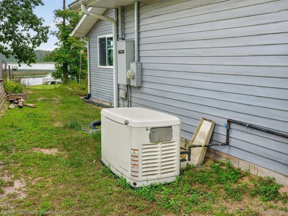 5889 Raymond Drive Edwards Township, MI 48624