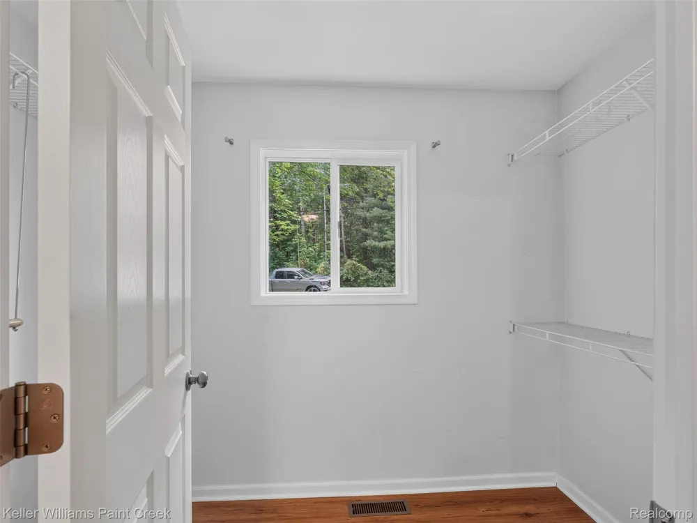 5889 Raymond Drive Edwards Township, MI 48624