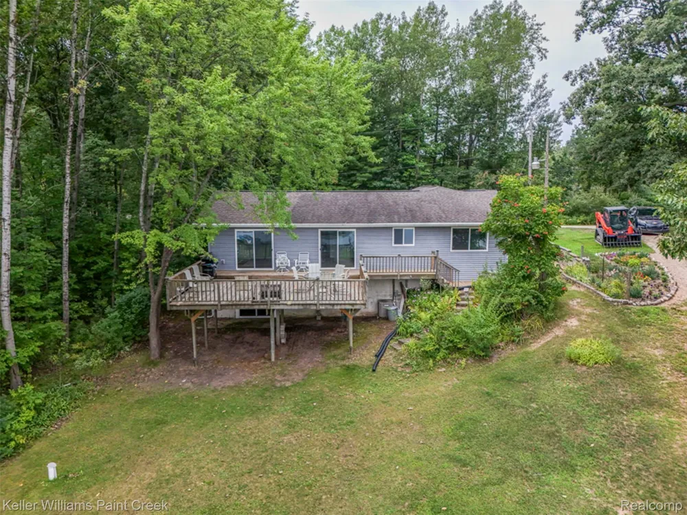 5889 Raymond Drive Edwards Township, MI 48624