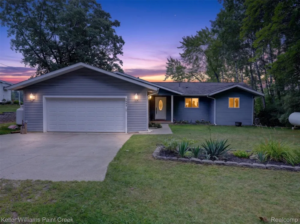 5889 Raymond Drive Edwards Township, MI 48624