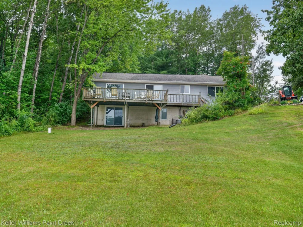 5889 Raymond Drive Edwards Township, MI 48624