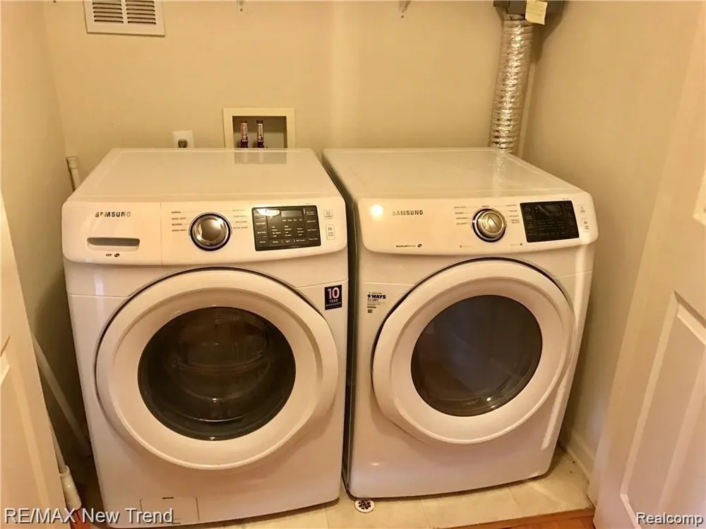 25630 PORTICO LANE Novi City, MI 48375