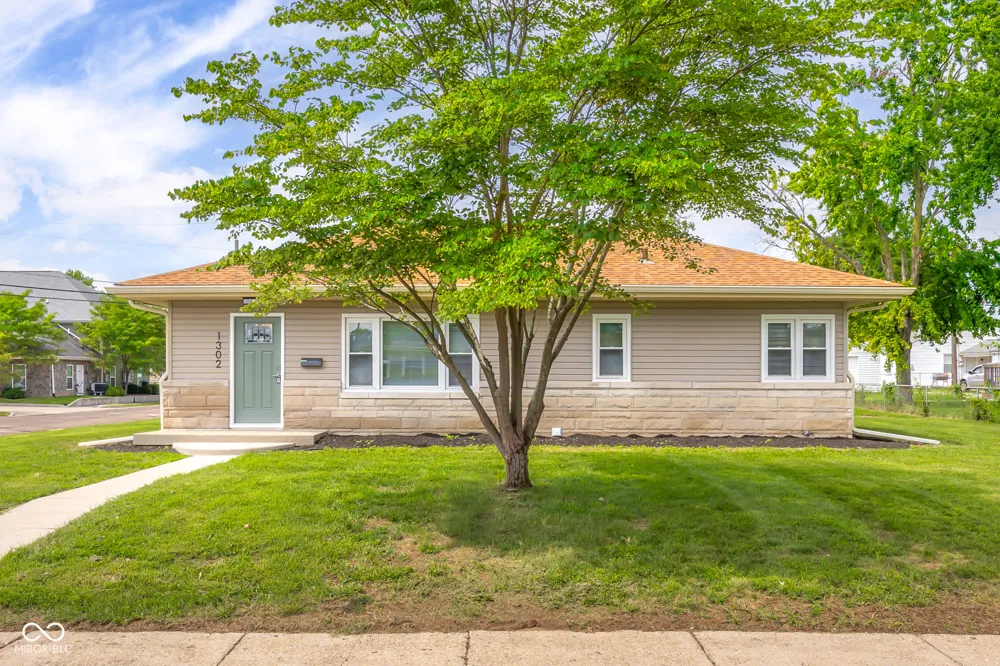 1302 Pennsylvania Street Columbus, IN 47201