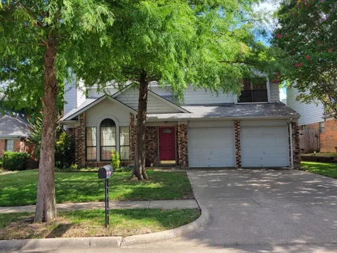 606 Squaw Creek Court