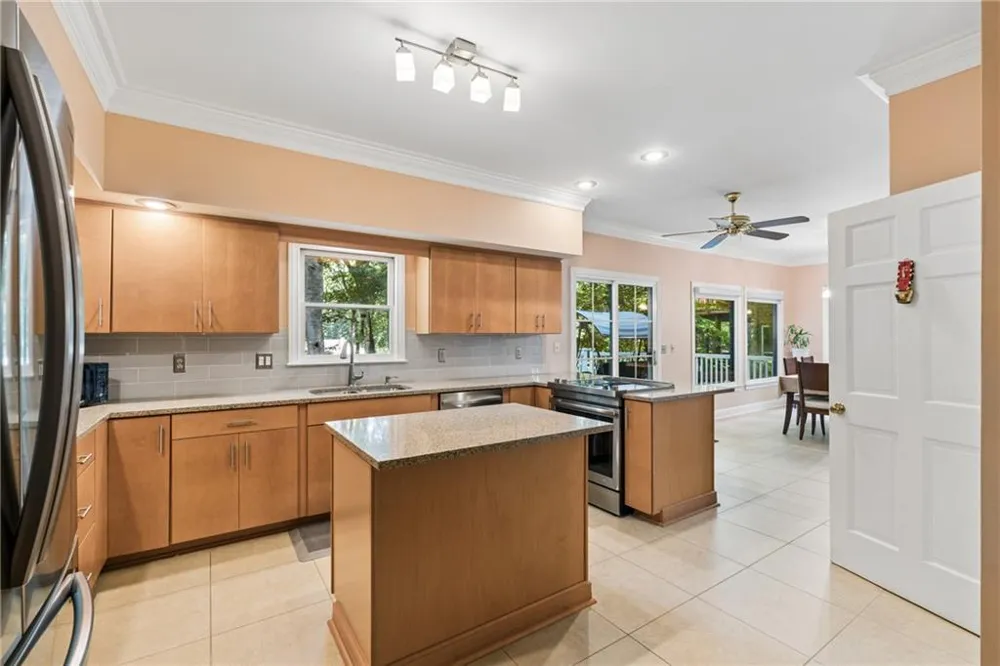 210 Wessex Court Sandy Springs, GA 30328