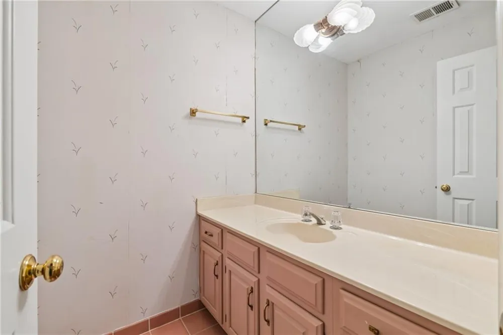 210 Wessex Court Sandy Springs, GA 30328
