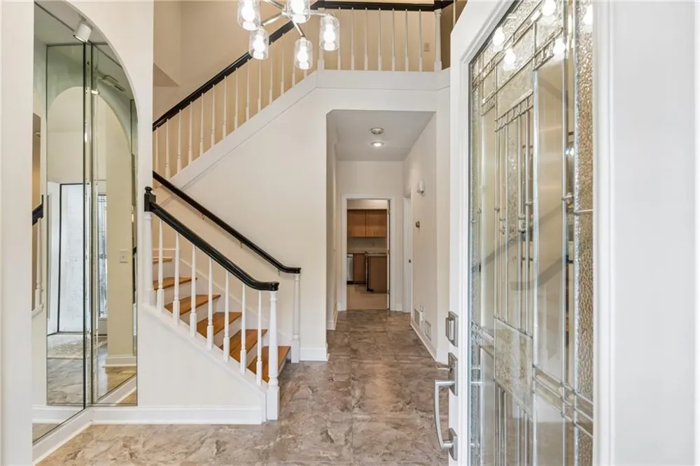 210 Wessex Court Sandy Springs, GA 30328