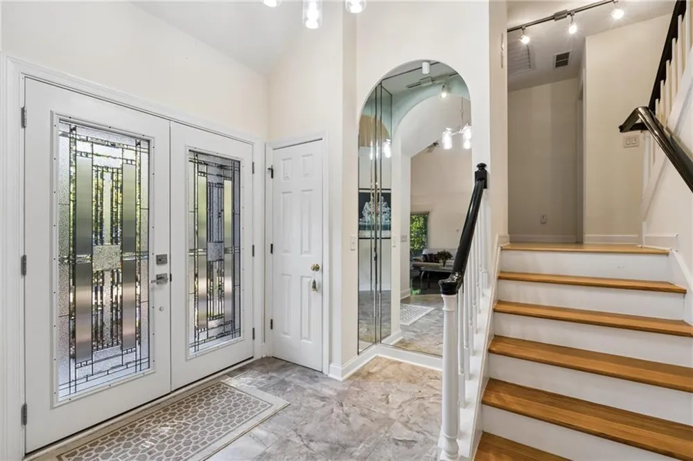 210 Wessex Court Sandy Springs, GA 30328