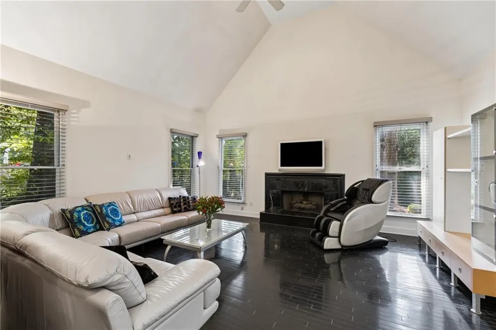 210 Wessex Court Sandy Springs, GA 30328