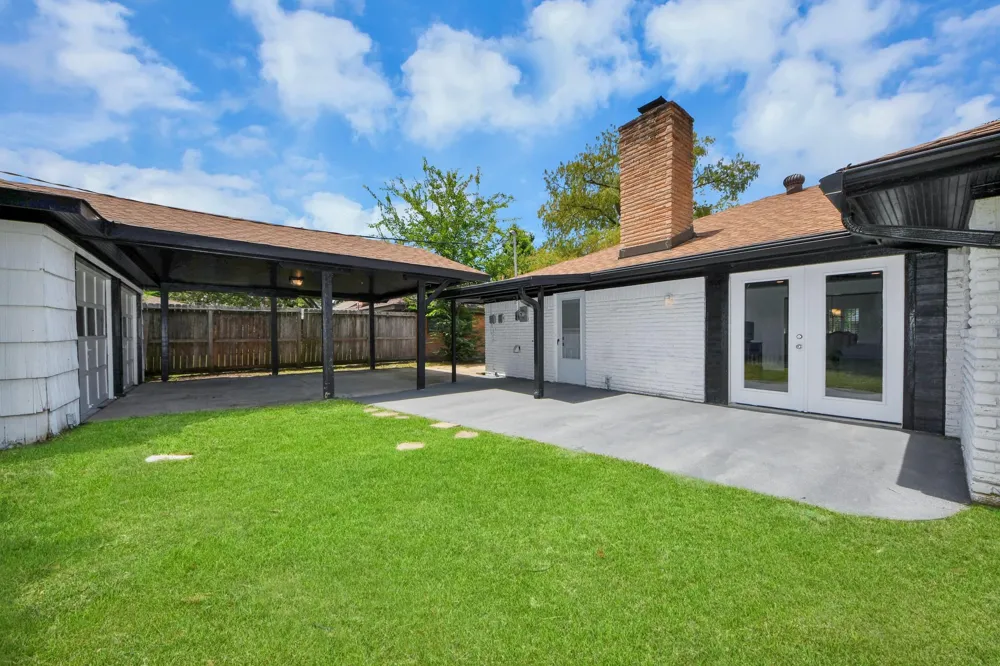 5823 Mcknight Street Houston, TX 77035