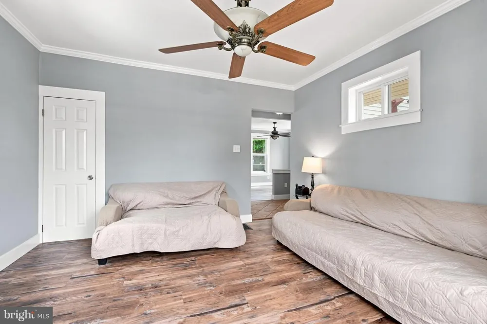 558 MOHAWK AVENUE Norwood, PA 19074