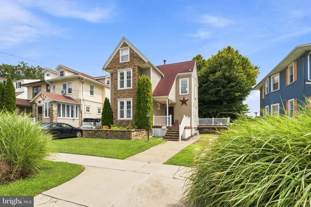 558 MOHAWK AVENUE Norwood, PA 19074