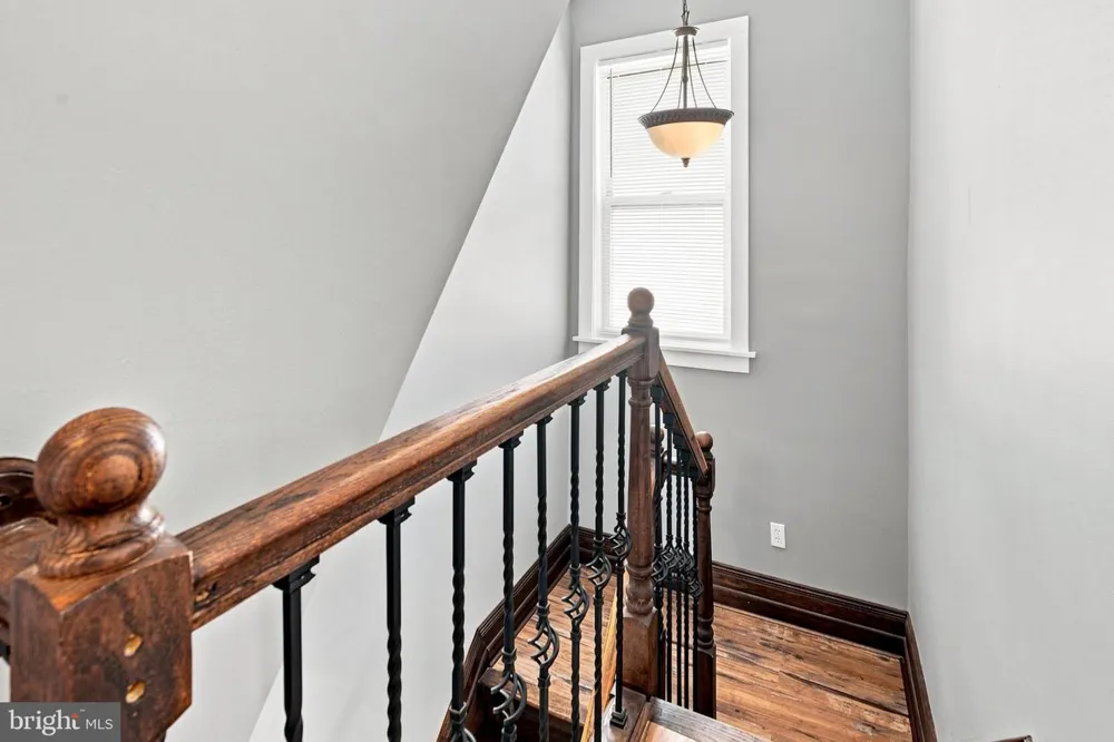 558 MOHAWK AVENUE Norwood, PA 19074