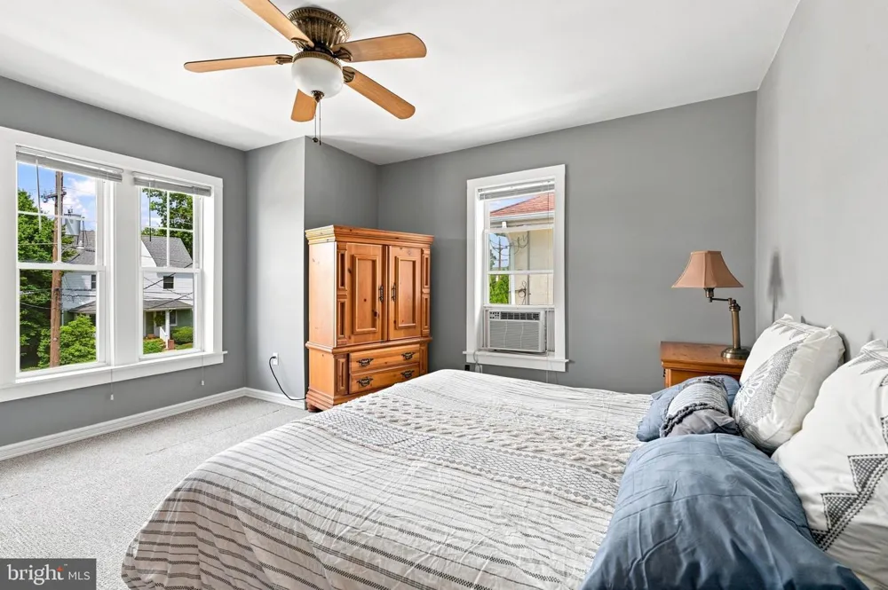 558 MOHAWK AVENUE Norwood, PA 19074