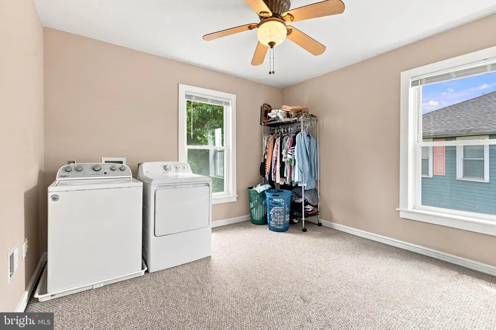 558 MOHAWK AVENUE Norwood, PA 19074