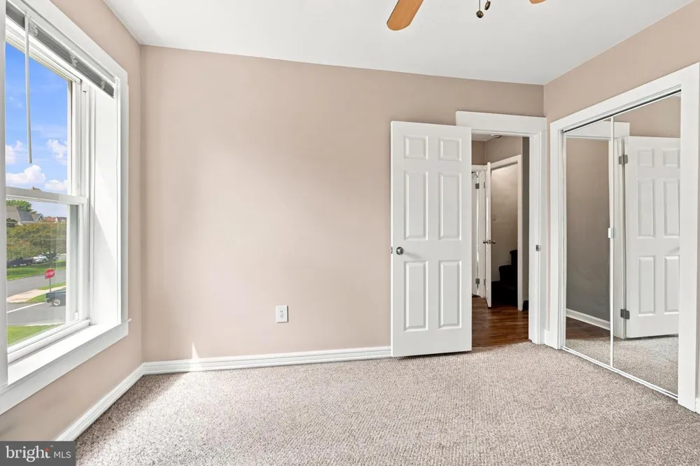 558 MOHAWK AVENUE Norwood, PA 19074