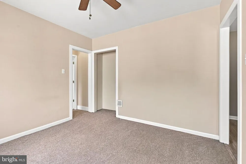 558 MOHAWK AVENUE Norwood, PA 19074