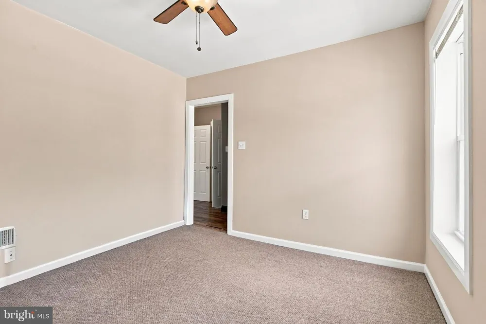 558 MOHAWK AVENUE Norwood, PA 19074