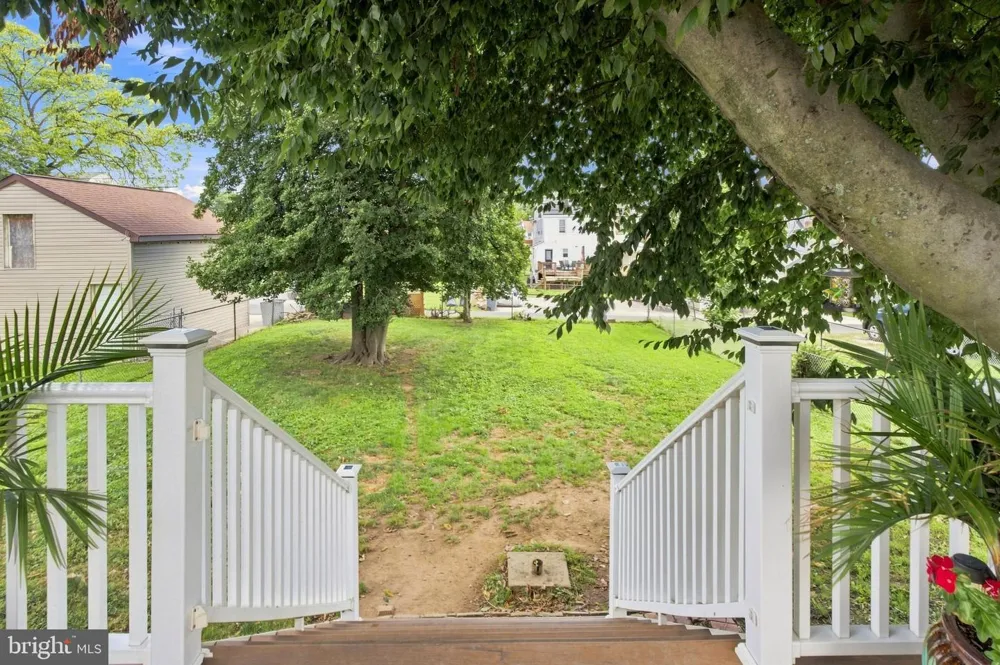 558 MOHAWK AVENUE Norwood, PA 19074