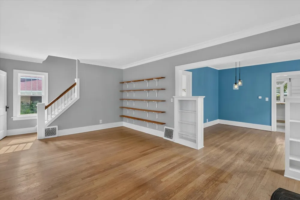321 Inkster Avenue Kalamazoo, MI 49001