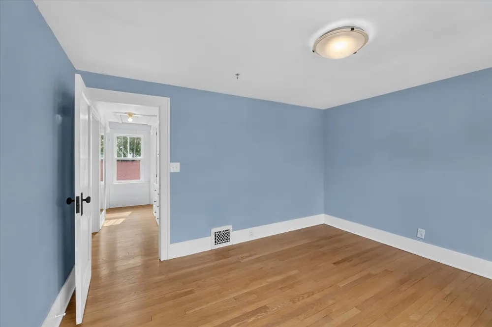 321 Inkster Avenue Kalamazoo, MI 49001