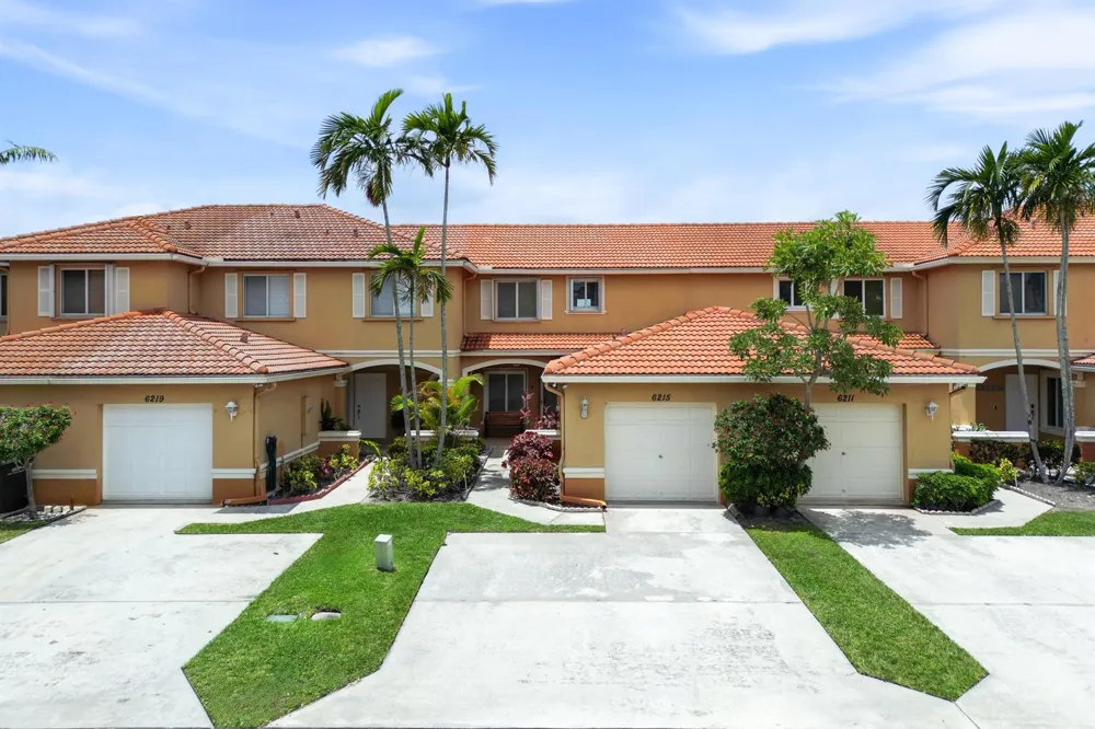 6215 Eaton Street West Palm Beach, FL 33411
