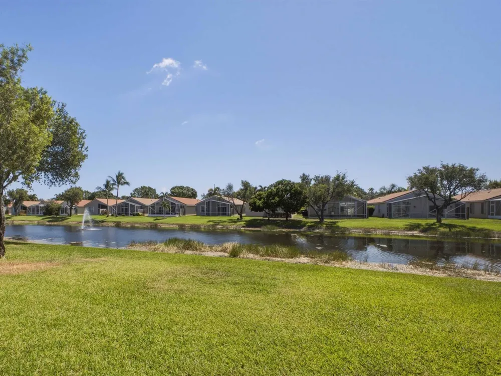 9512 HONEYBELL CIRCLE Boynton Beach, FL 33437