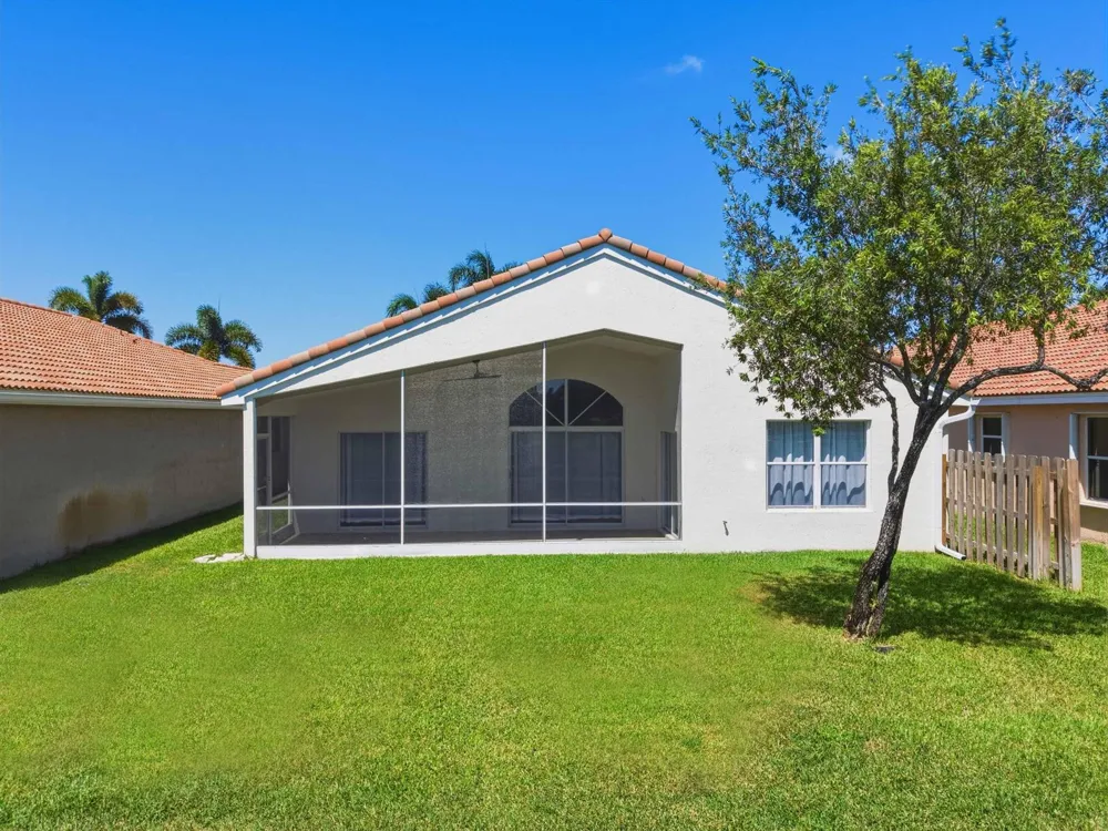 9512 HONEYBELL CIRCLE Boynton Beach, FL 33437