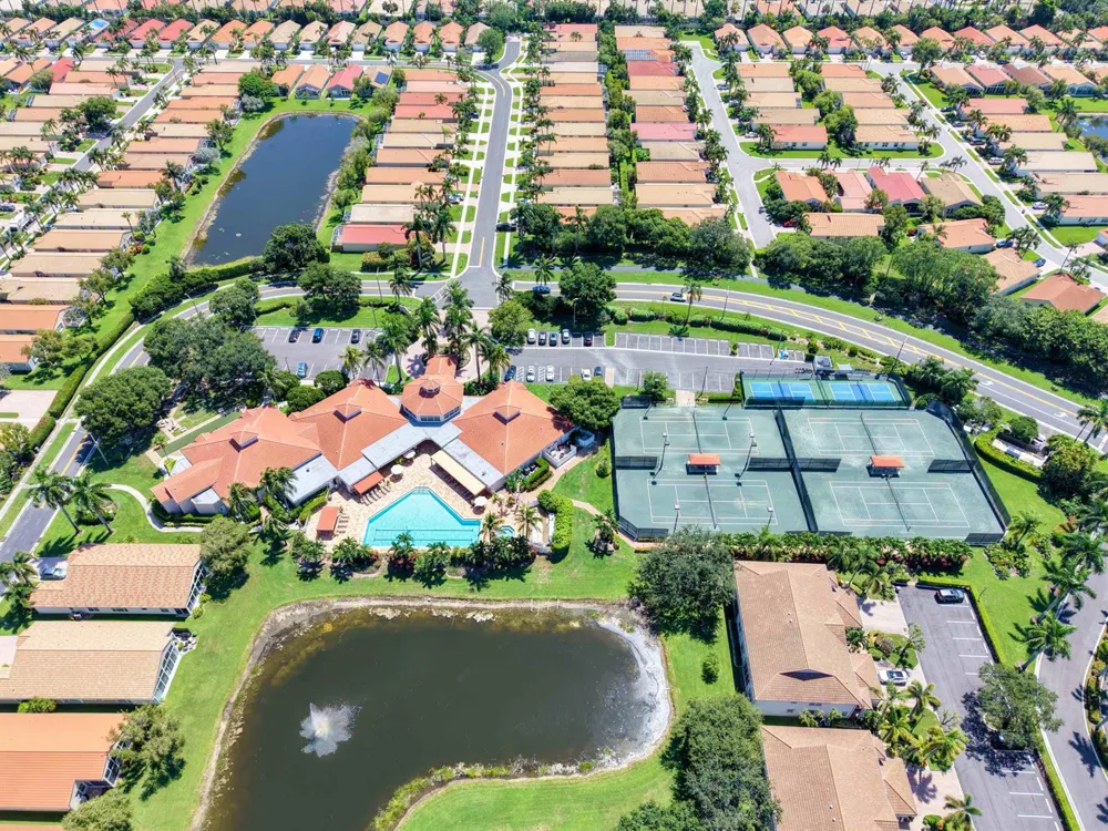 9512 HONEYBELL CIRCLE Boynton Beach, FL 33437