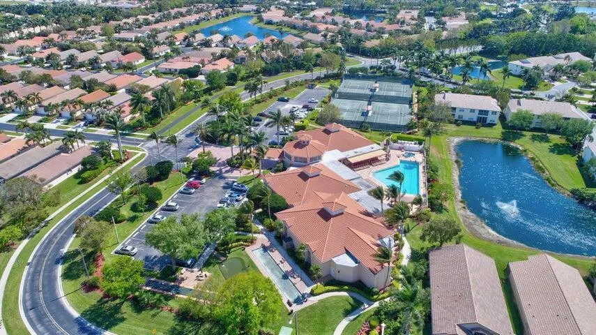 9512 HONEYBELL CIRCLE Boynton Beach, FL 33437