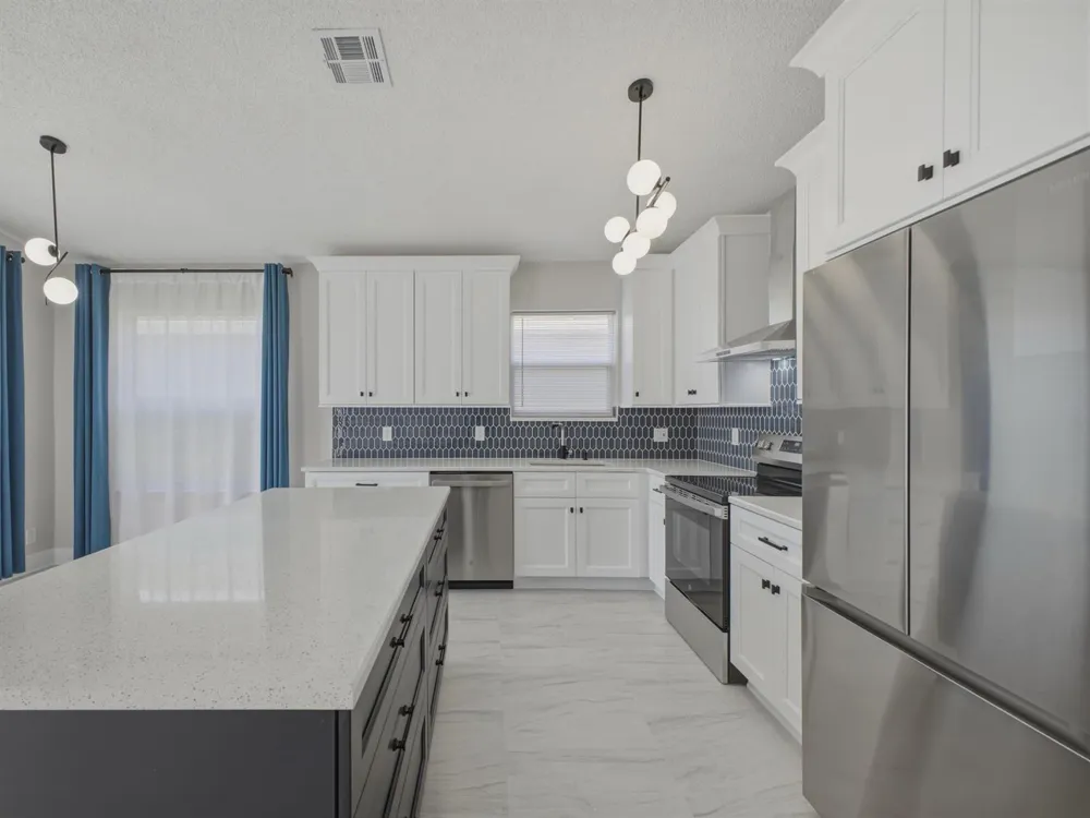 9512 HONEYBELL CIRCLE Boynton Beach, FL 33437