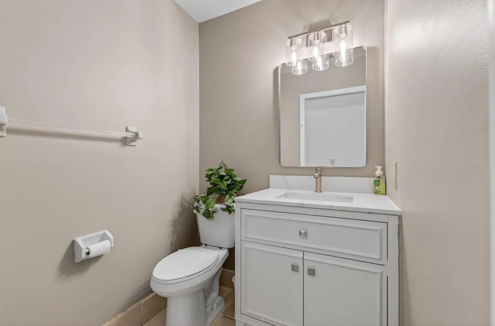 2925 RIVIERA DRIVE Delray Beach, FL 33445