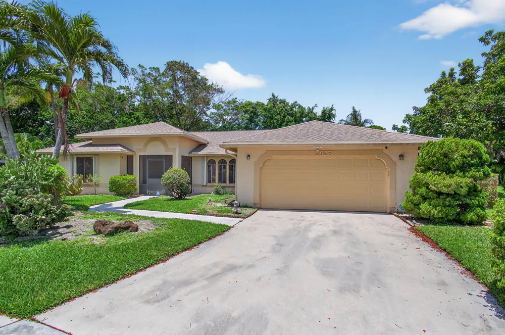 2925 RIVIERA DRIVE Delray Beach, FL 33445