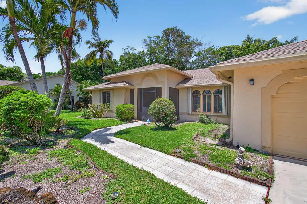 2925 RIVIERA DRIVE Delray Beach, FL 33445