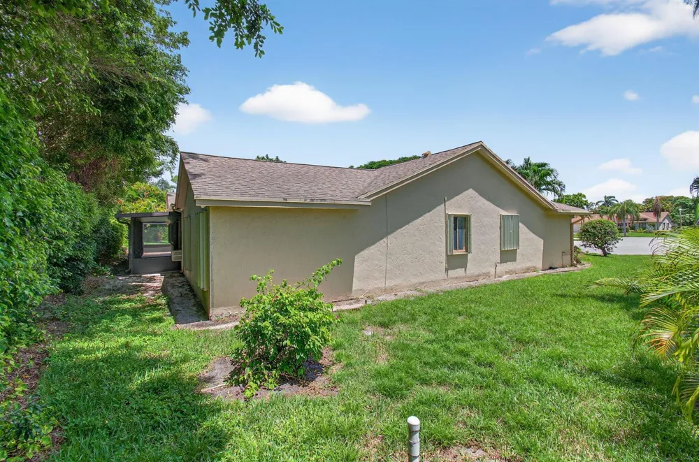 2925 RIVIERA DRIVE Delray Beach, FL 33445