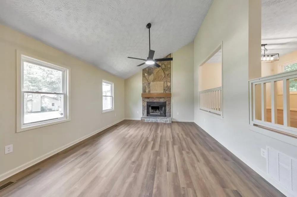 1006 Pinetree Court Powder Springs, GA 30127