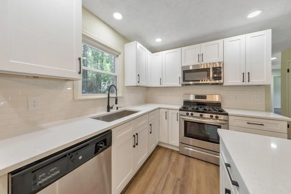 1006 Pinetree Court Powder Springs, GA 30127