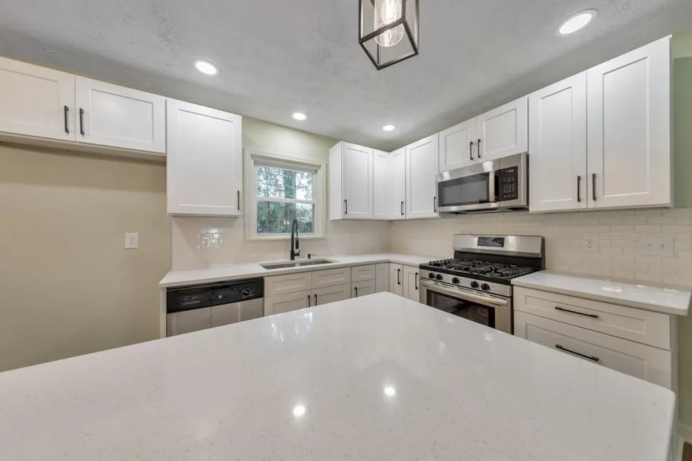1006 Pinetree Court Powder Springs, GA 30127