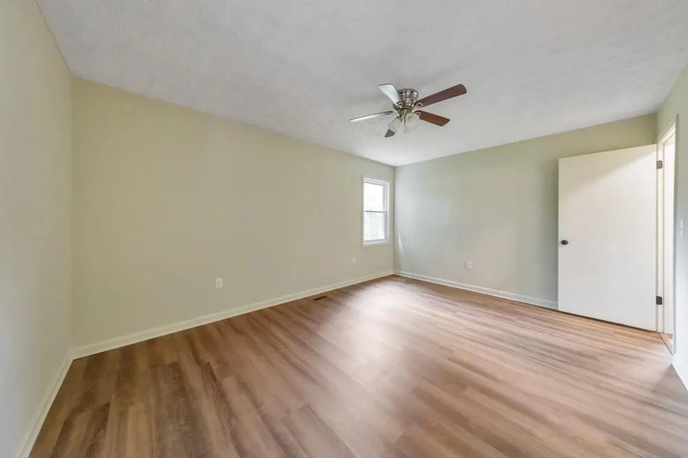 1006 Pinetree Court Powder Springs, GA 30127
