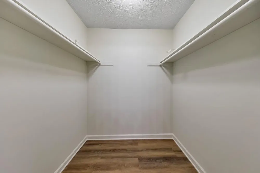 1006 Pinetree Court Powder Springs, GA 30127