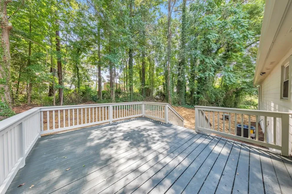 1006 Pinetree Court Powder Springs, GA 30127